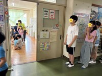 静かに待っています。さすがです。
