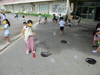 シャボン玉、きれいです