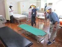 保健室は複数対応できるよう、体制を整備します