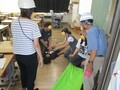 優先順位の高い児童(演技、ばっちりです)の所にAEDと担架が到着
