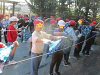 きれいな藍染のハンカチができました