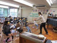 音楽会の合唱の練習です