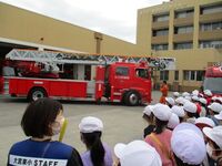 はしご車が戻ってきました「大きい!!」