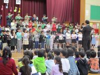 合奏「森のくまさん」(2年生)