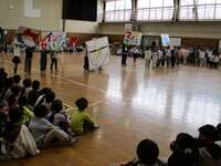 ドラえもんの替え歌に合わせて(2年生) この歌、大好きです!