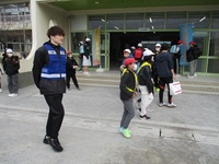 校門を移動します