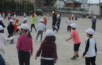 このクラスもドッチボールが始まりました(2年生)