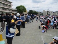 おうちの方が来てくれて、みんなどこかうれしそうです