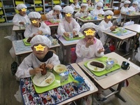 私に目線を送って美味しさをアピール!