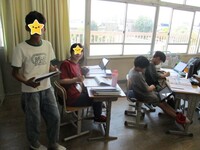 児童席に座っていたので一瞬、児童と間違えてしまいました