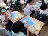 「校長先生!　見て、見てー!」