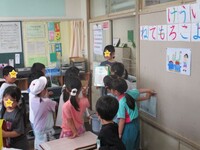 1年生は興味津々です