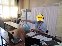 流星の素をピンポン玉とナイロンひものモデルで説明しました