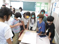 付箋から新たな考え方も生まれていきます